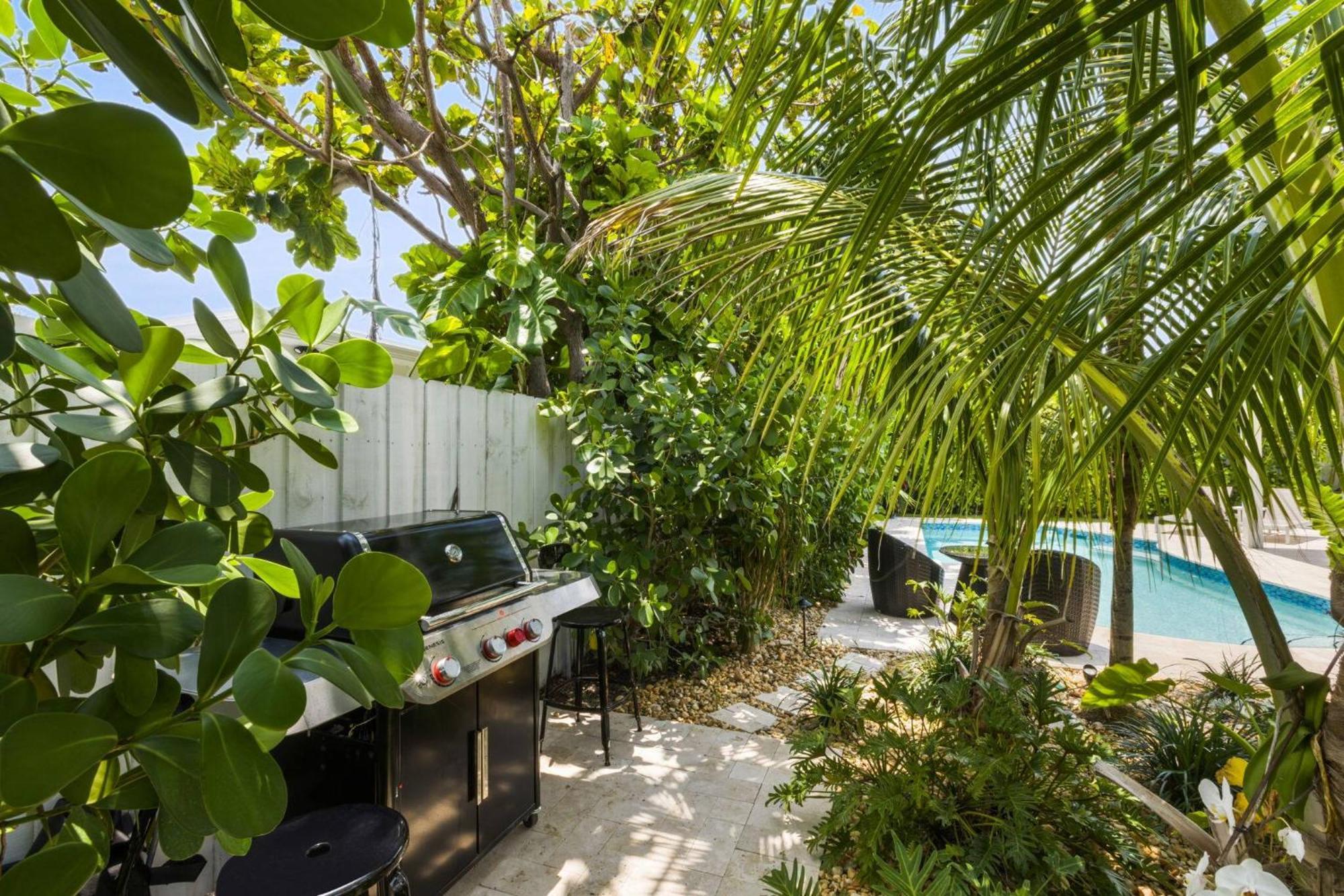 New! Luxurious Villa With Pool In West Palm Beach Exterior photo
